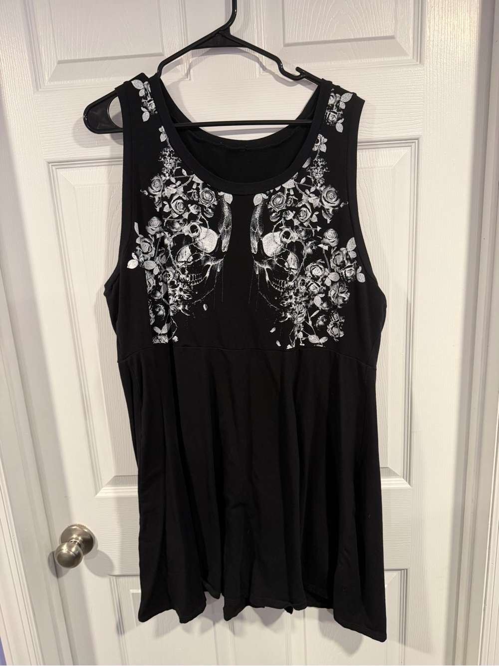 Hot Topic Black Midi Dress with White Skull & Floral Print